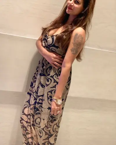 Bassi Pathana Escort